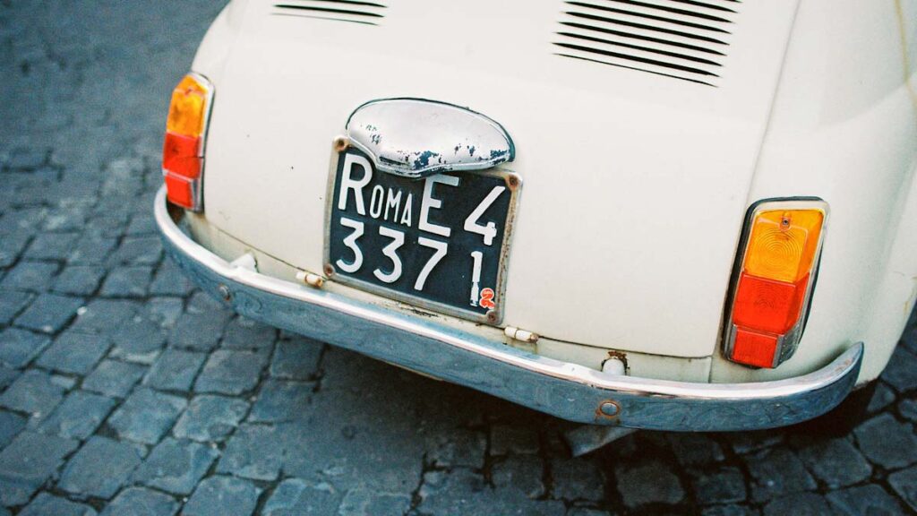 Car Transport in Italy: A Guide for Foreigners